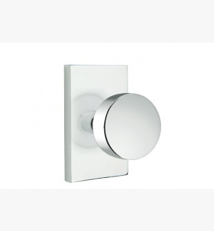 EMTEK ROUND KNOB WITH MODERN RECTANGULAR ROSETTE PRIVACY LH POLISHED CHROME (US26) 5212