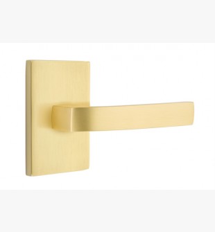 EMTEK BRESLIN LEVER WITH MODERN RECTANGULAR ROSETTE PRIVACY RH SATIN BRASS (US4) 5212